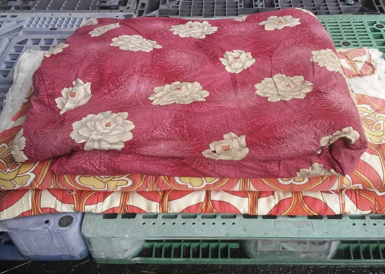 打ち直す前の布団